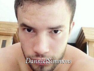 Danniel_Simmons