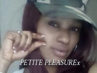 PETITE_PLEASUREx
